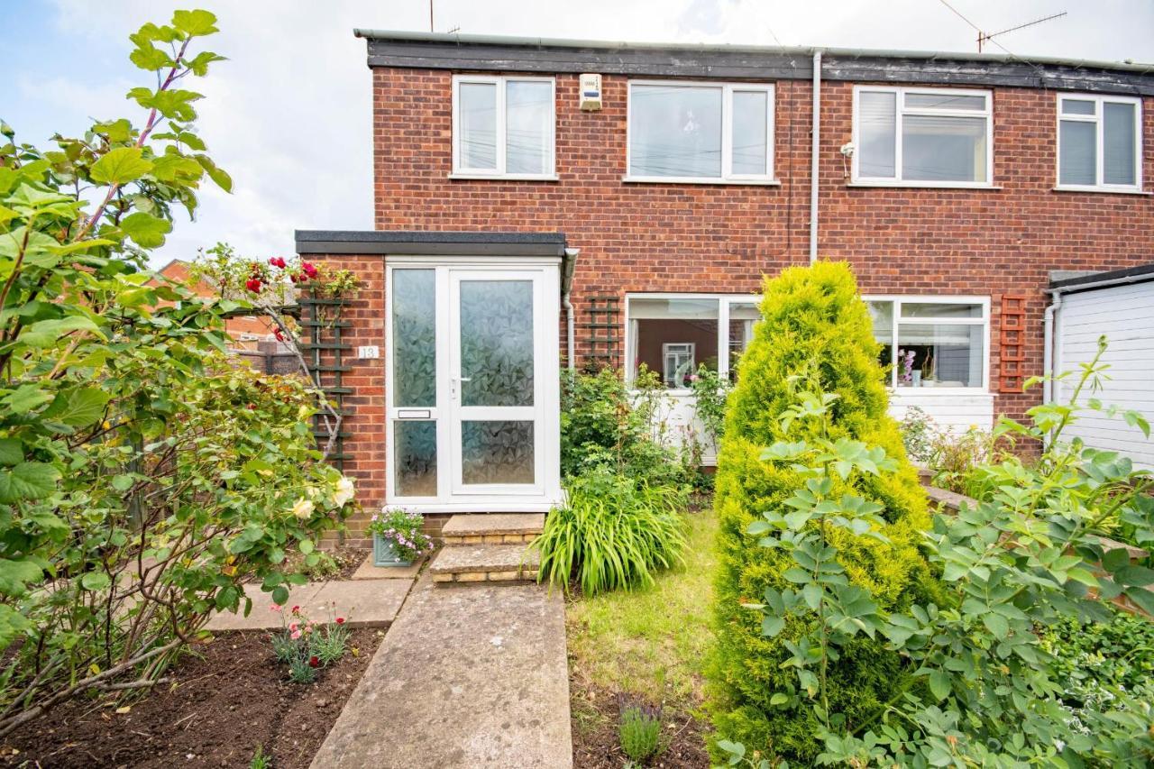 3-Bedroom House With Garden, Conservatory, In Centre Of Worcester Buitenkant foto