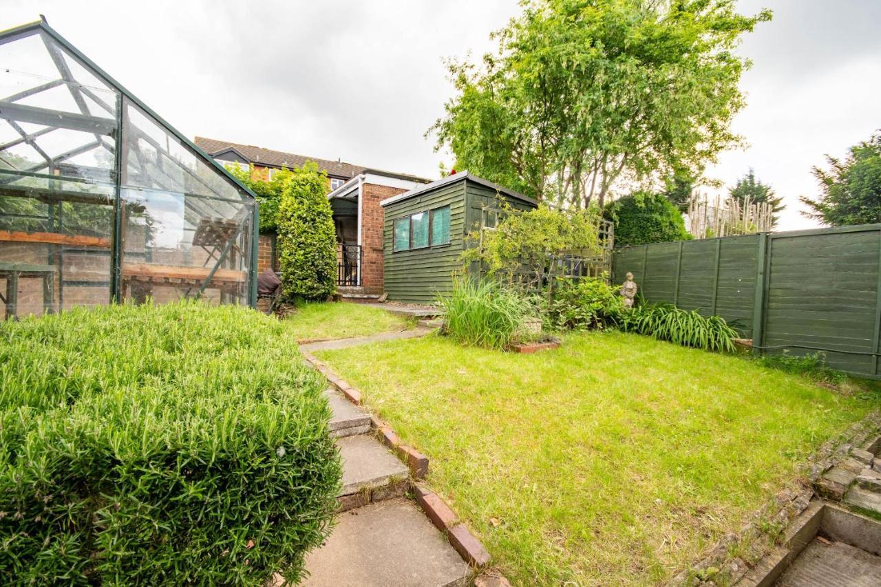 3-Bedroom House With Garden, Conservatory, In Centre Of Worcester Buitenkant foto